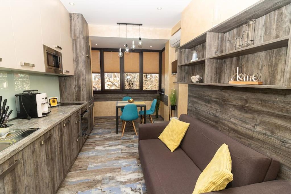 Unique 1 Bedroom Flat Апартаменти Софія